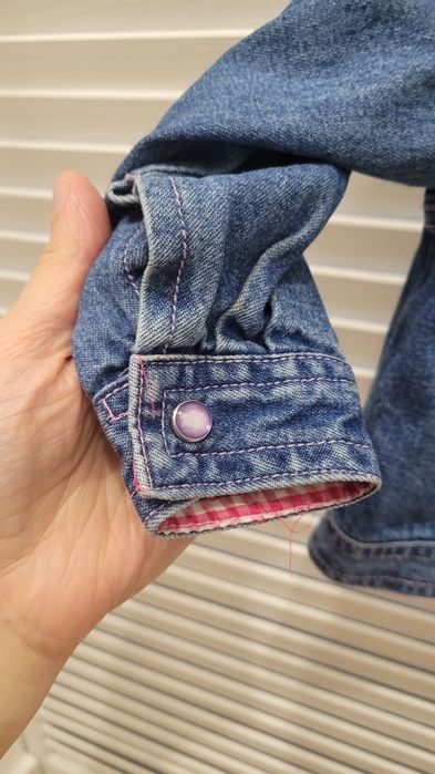 Jeansowa kurteczka z kwiatami 74