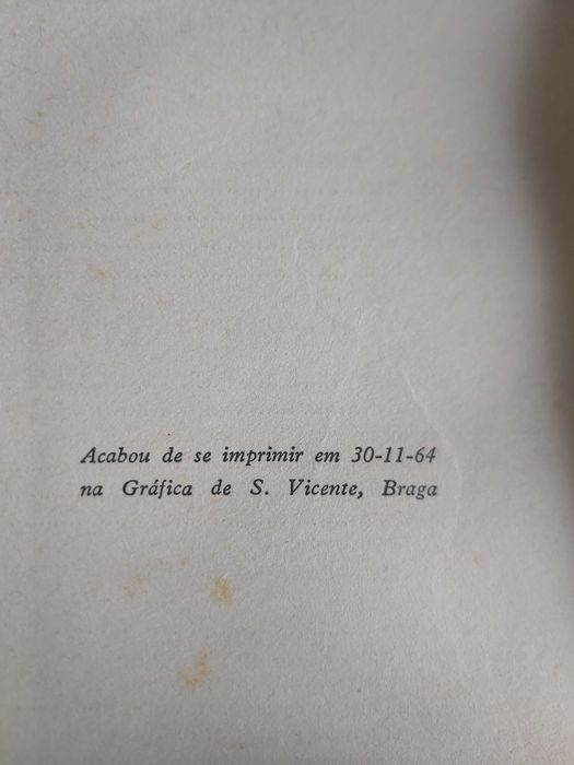 Livro biografico Passou fazendo bem