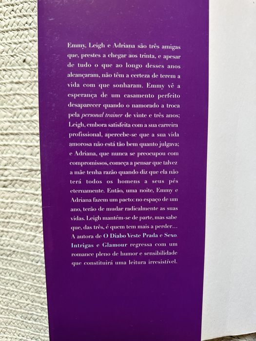 Livro “Procura-se diamante para relacionamento sério”