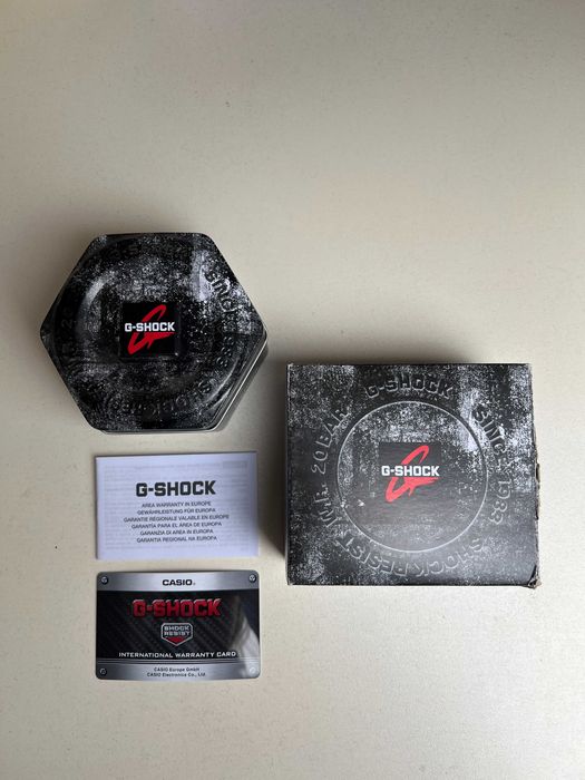 Годинник Casio G-Shock GA-900SKE-8AER / часы CASIO