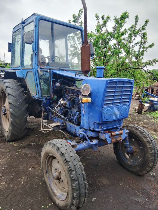 Продам трактор юмз.
