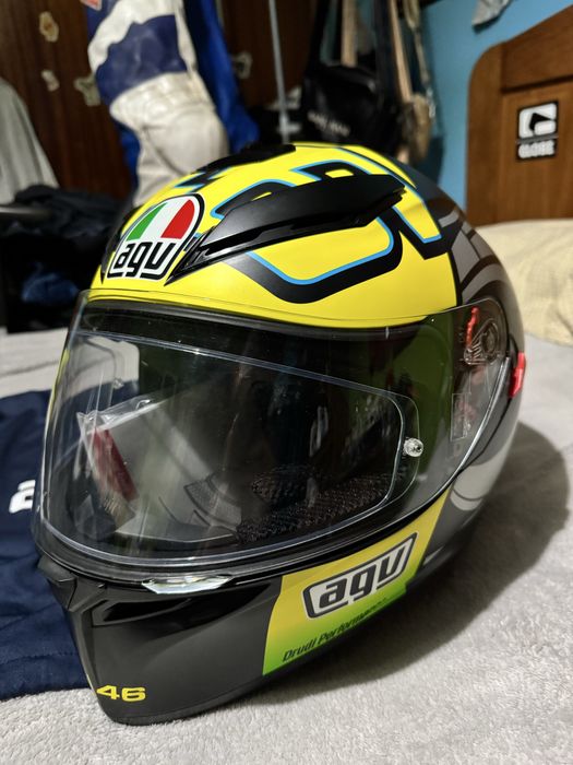 Capacete AGV VR46 (tamanho S)