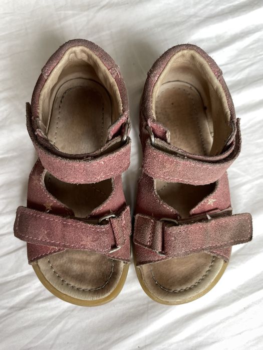 Mrugała Sandały FLO rosa stars rozmiar 25