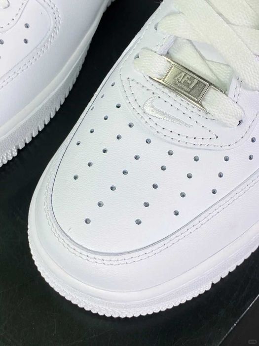 Nike Air Force 1 Low Supreme Biały R.41