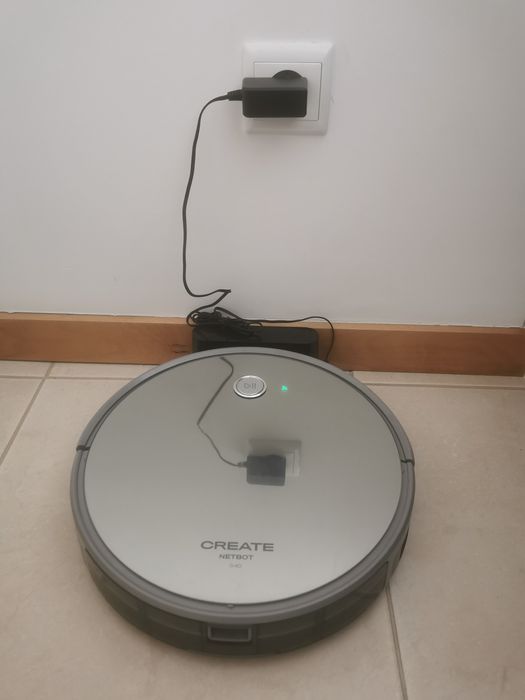 Robô aspirador NETBOT S40