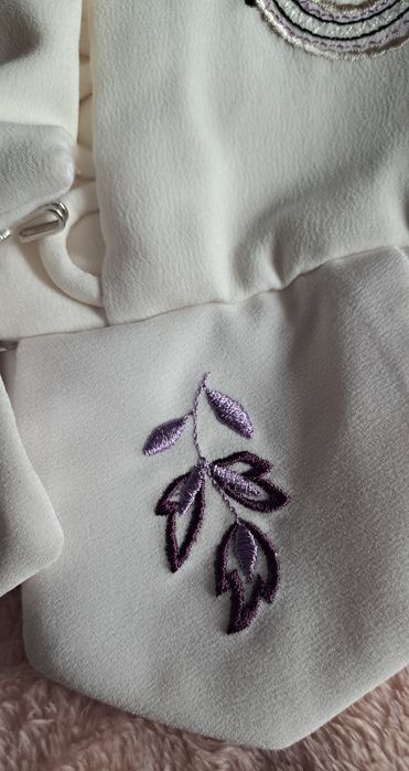 Gorset biały Szer 74 plus Spodniczka,