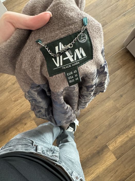 демісезонне жіноче коричневе пальто