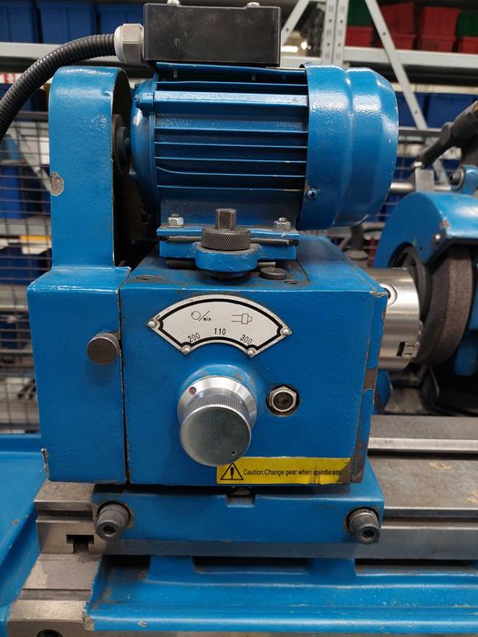 Szlifierka do wałków firmy KNUTH