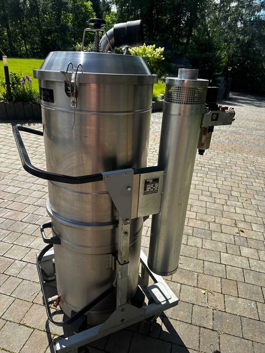 Odkurzacz przemysłowy pneumatyczny Nilfisk CFM A17