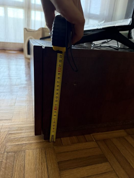 Móvel de televisão — 30 €