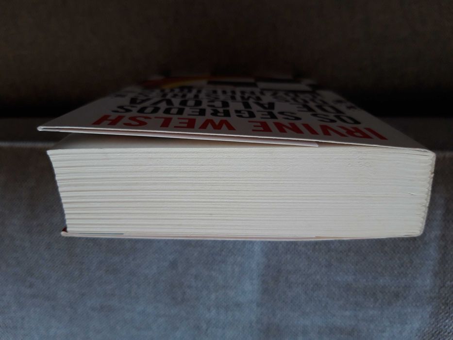 Livro "Os segredos de alcova dos mestres cozinheiros" de Irvine Welsh