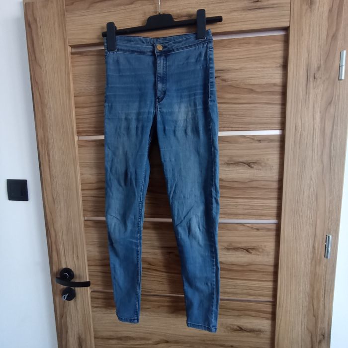 Jeansy z wysokim stanem h&m
