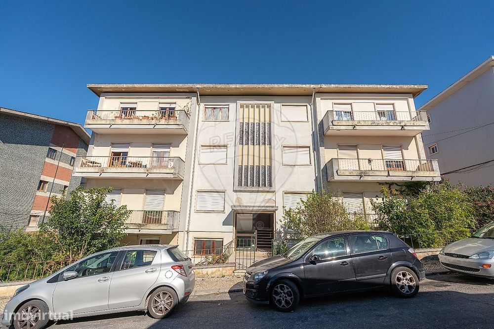 Apartamento T4 para arrendamento
