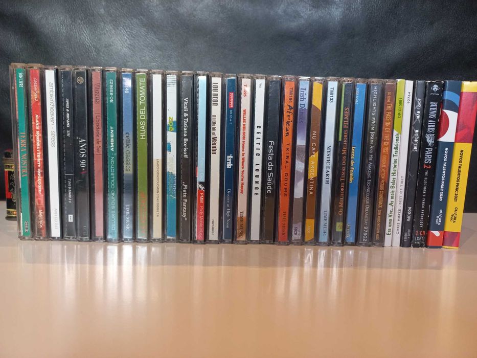 Lote de Vários CD's