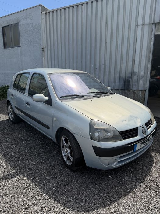 Renault Clio 1.5 DCI – 2004 – Diesel (Para Reparação)
