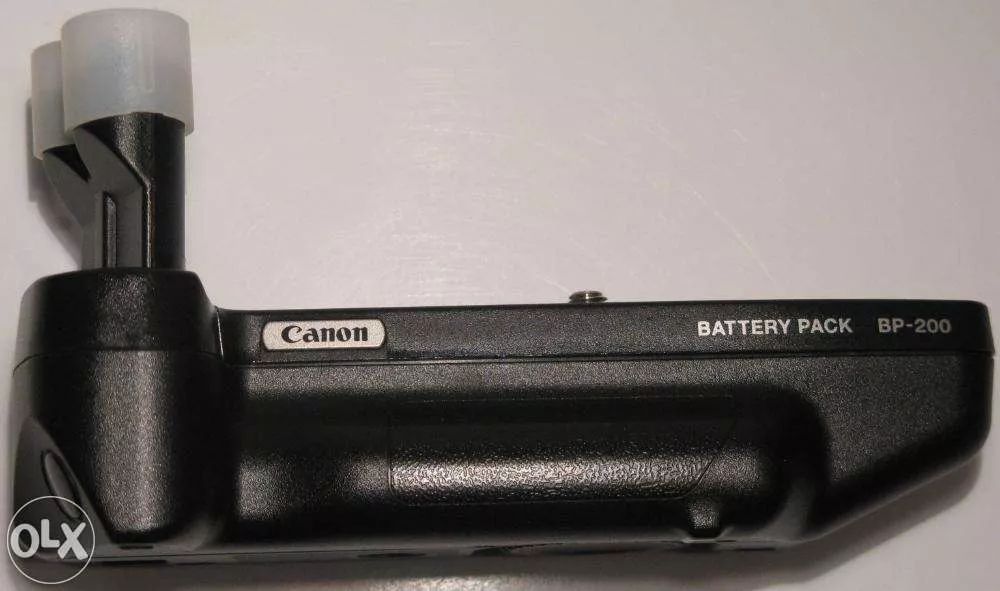 Câmara Fotográfica CANON EOS 300 - SLR de filme (Rolo)