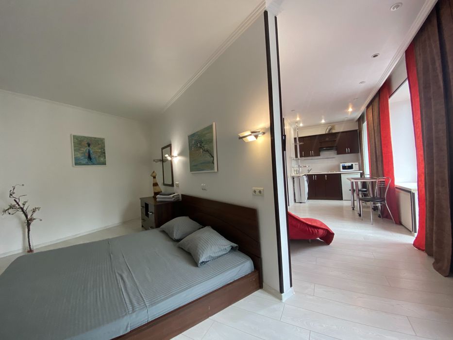 Подобово, Gulliver, Басейна 10, Хрещатик