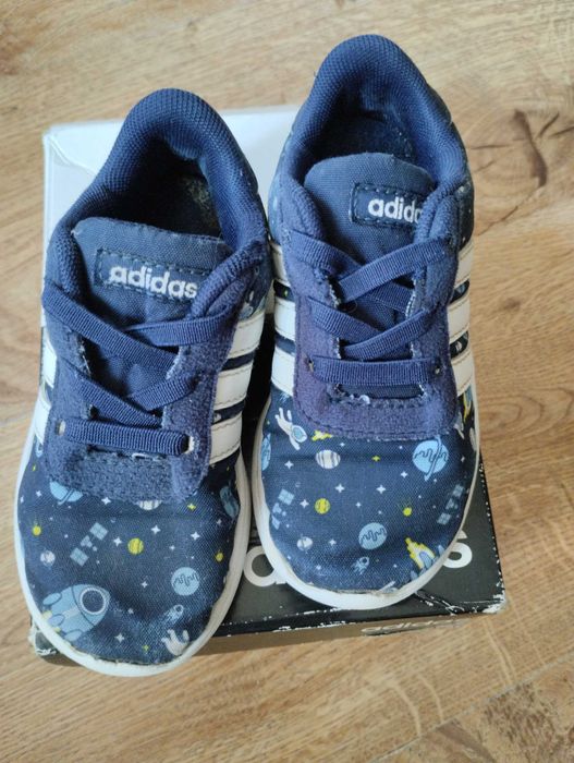 Adidasy chłopięce