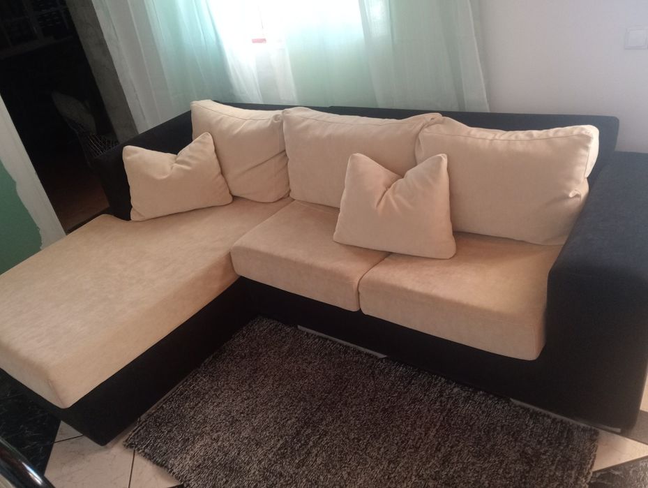 Sofá de canto em bom estado geral