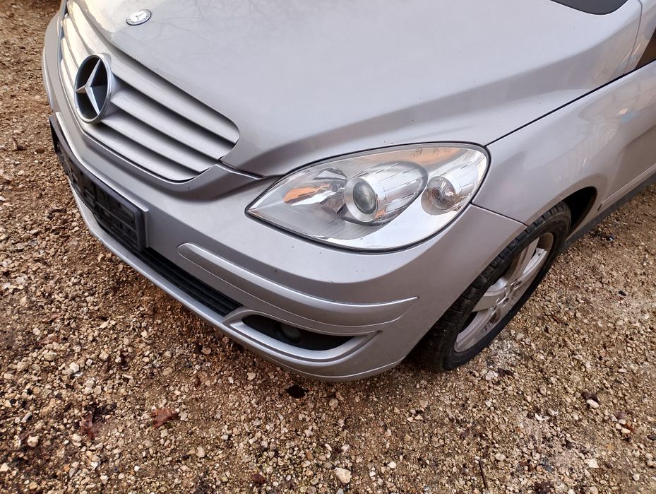 Zderzak przód Mercedes b klasa