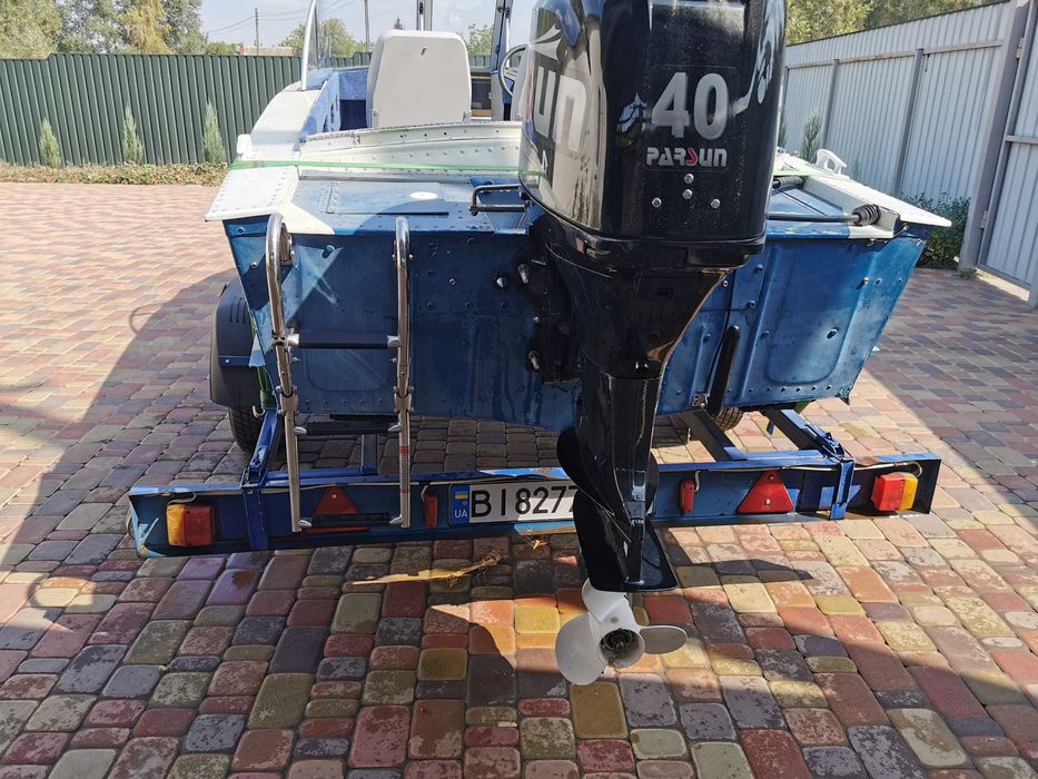 Комплект ЧовенПрогрес 2 м + мотор Parsun 40 + лафет.