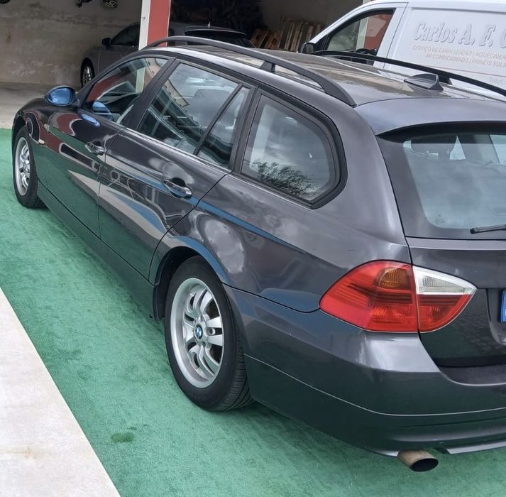 Vendo BMW 320I Touring