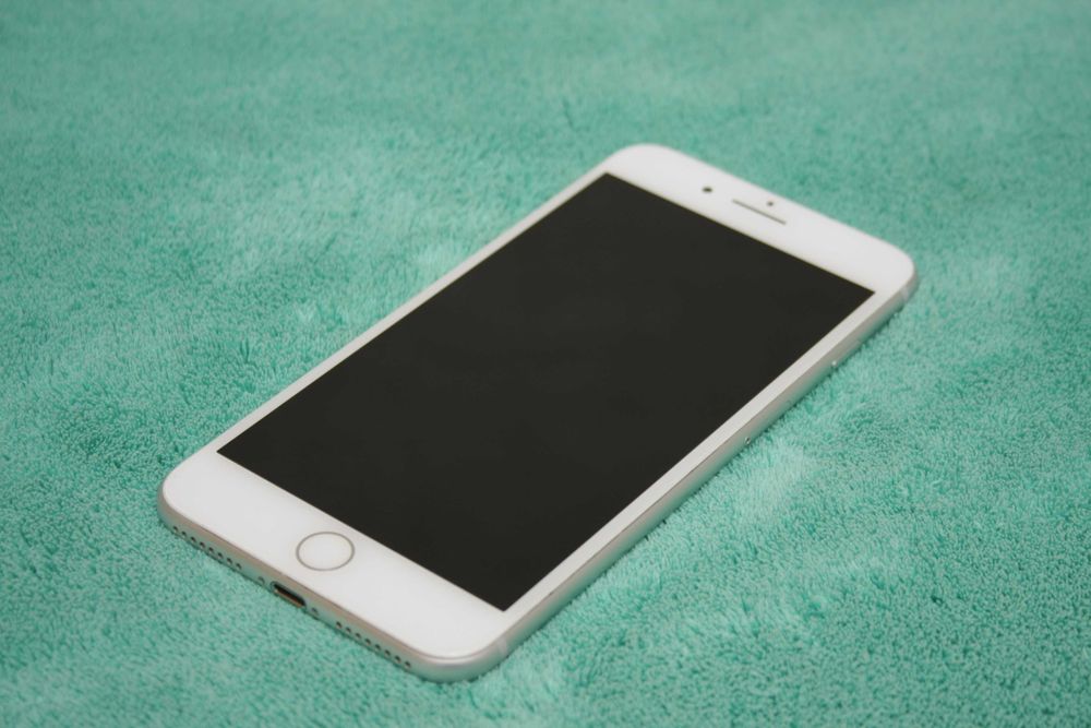 Apple iPhone 8 Plus 64GB: 1 653 грн. - Смартфоны / мобильные