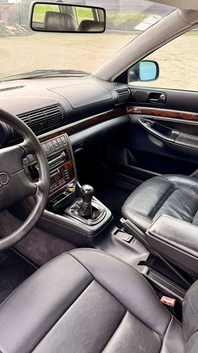 Audi A4 AVANT 1.9 TDI (110 CV)