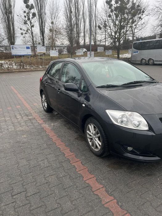 Toyota AURIS   1,6 benzyna+gaz  Automat