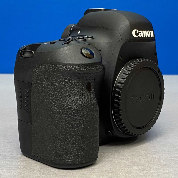 Canon EOS 6D Mark II (Corpo) - 26.2MP
