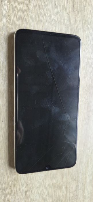 Xiaomi Mi 9 lite. Na części.