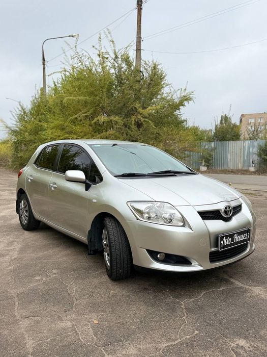 продам Toyota Auris