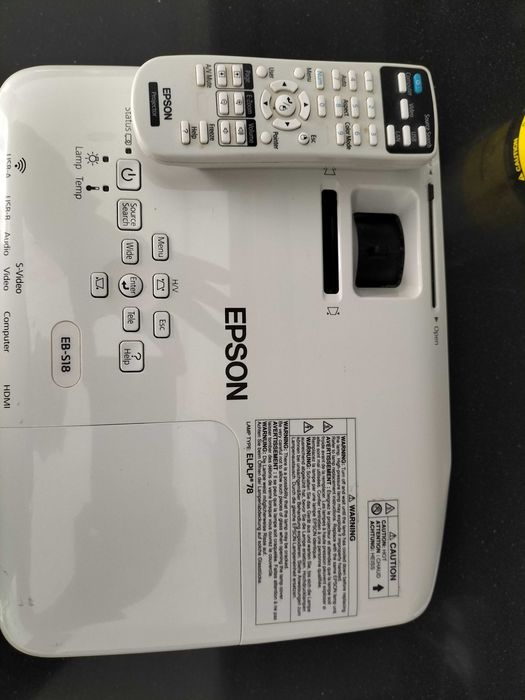 Projector EPSON EB-S18