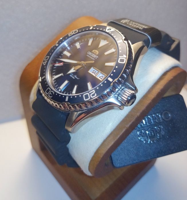 Чоловічий годинник Orient Mako III з автопідзаводом 200M Сапфір

Чолов