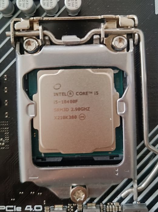 Procesor Intel i5 10400f LGA 1200 orginalny  pudełko oraz chłodzenie