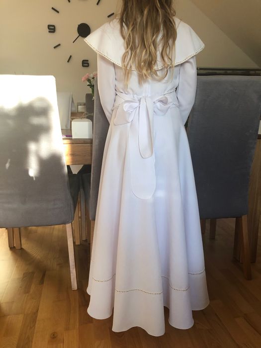 Alba komunijna dla dziewczynki