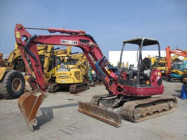 Гусеничний екскаватор KUBOTA U40-5