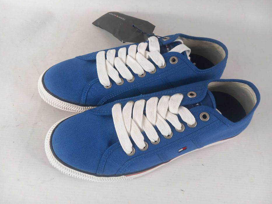 Tommy Hilfiger trampki męskie  niebieski rozmiar 41