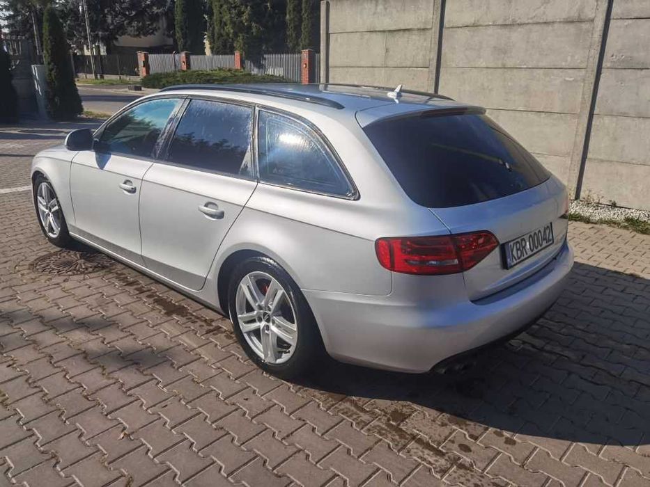 AUDI A4 B8 2.0 tdi  stan bardzo doby