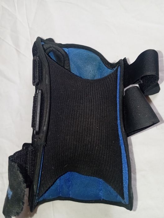 Бандаж для зап'ястя