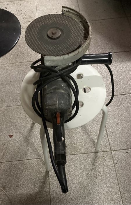 Rebarbadora Black & Decker 23mm