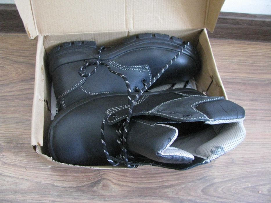 Buty robocze rozm.41 -nowe