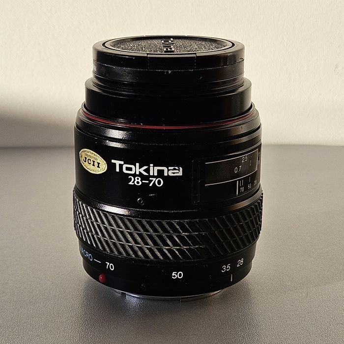 Об'єктив Tokina AF SD 28-70mm f/3.5-4.5