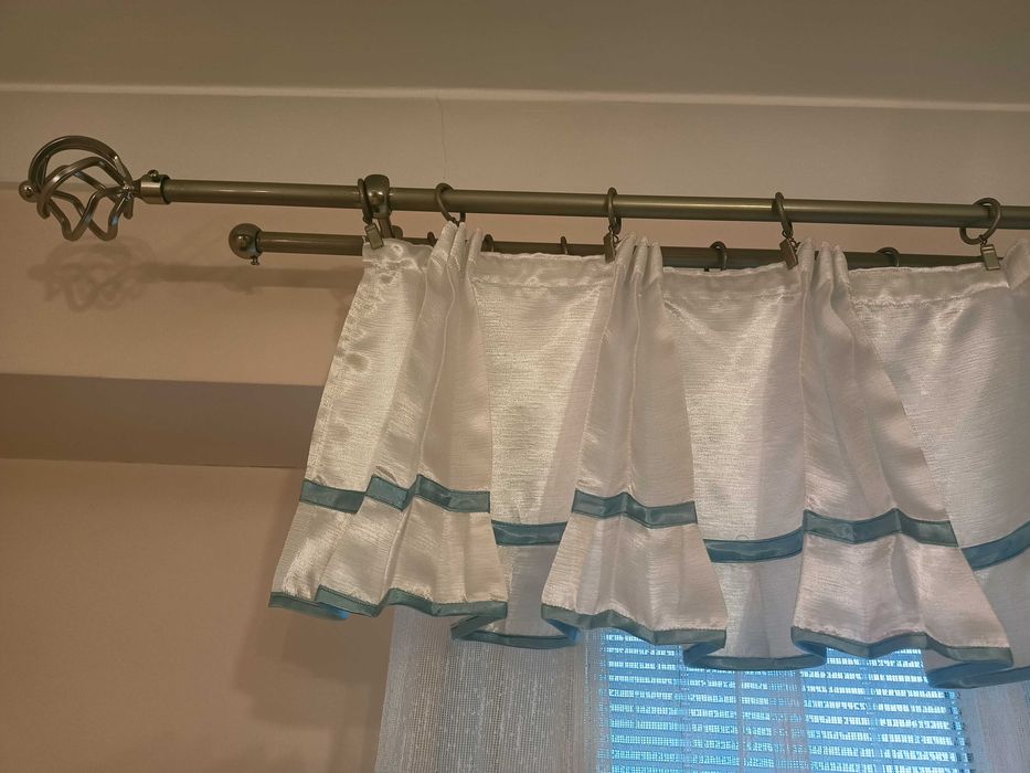 Karnisz metalowy, srebrny 210x13