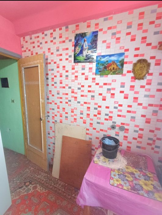 Продам 1 комнатную квартиру на 3/5 Лески / Белая