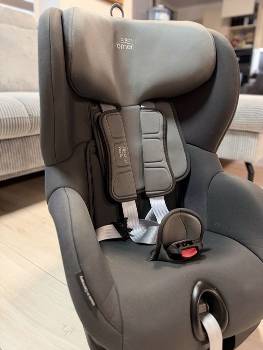 Продам дитяче автокрісло Britax Römer
