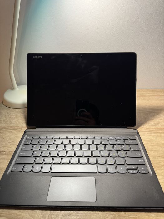 Portátil Lenovo Miix 520