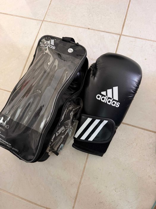 Kit de boxe Adidas 12 oz com bolsa