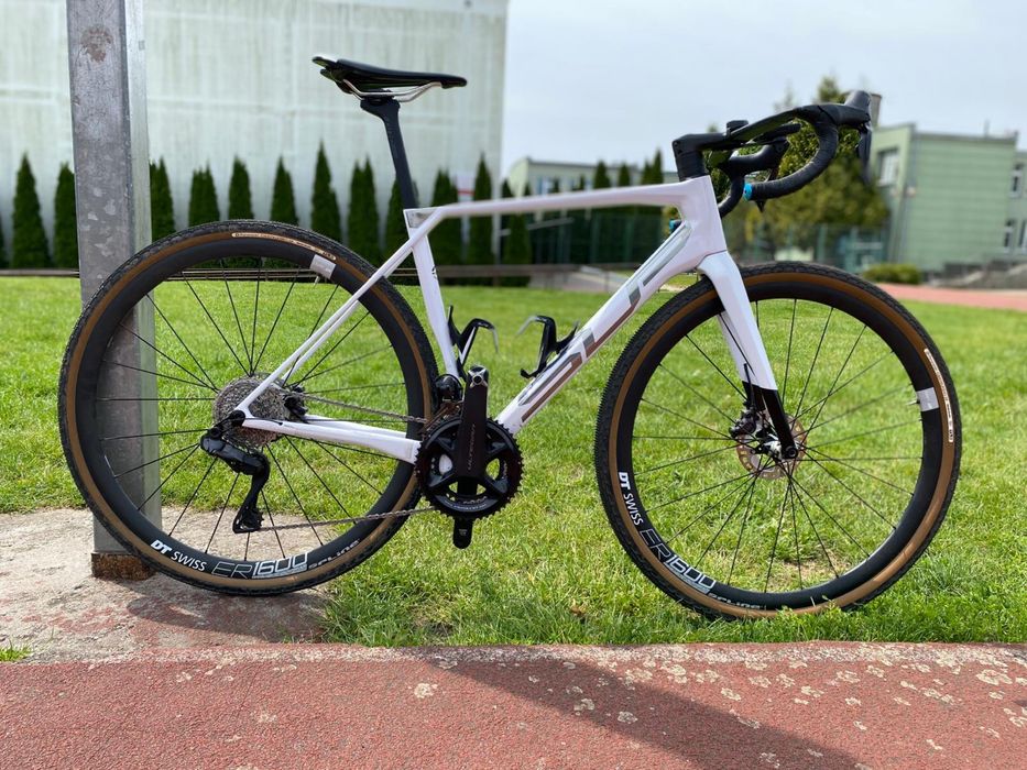 Superior x-road gf team issue ultegra di2