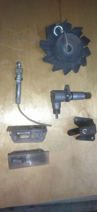 Запчастини ВАЗ лот!!